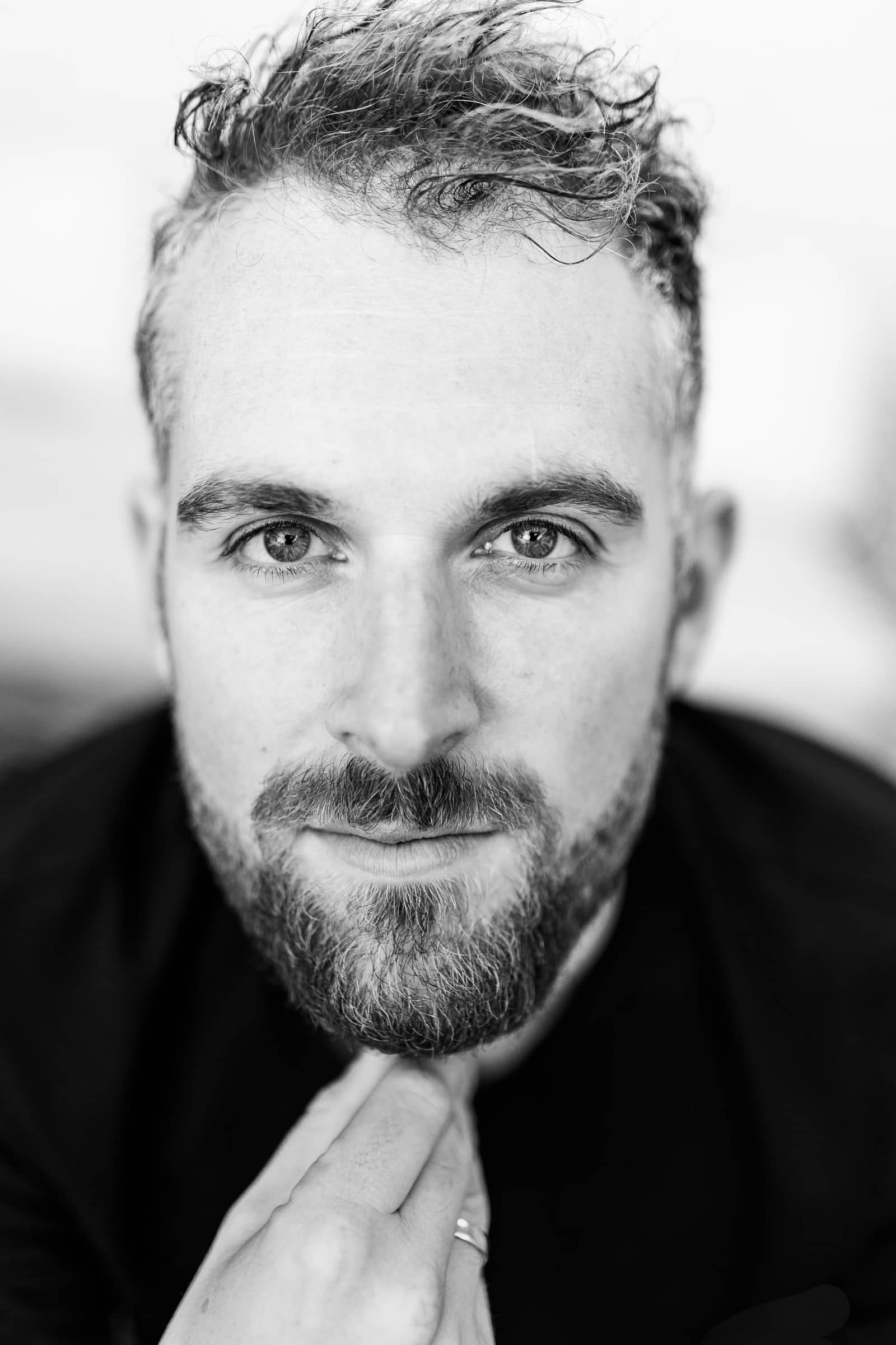 Zwart-witportret van Rick de Jongh